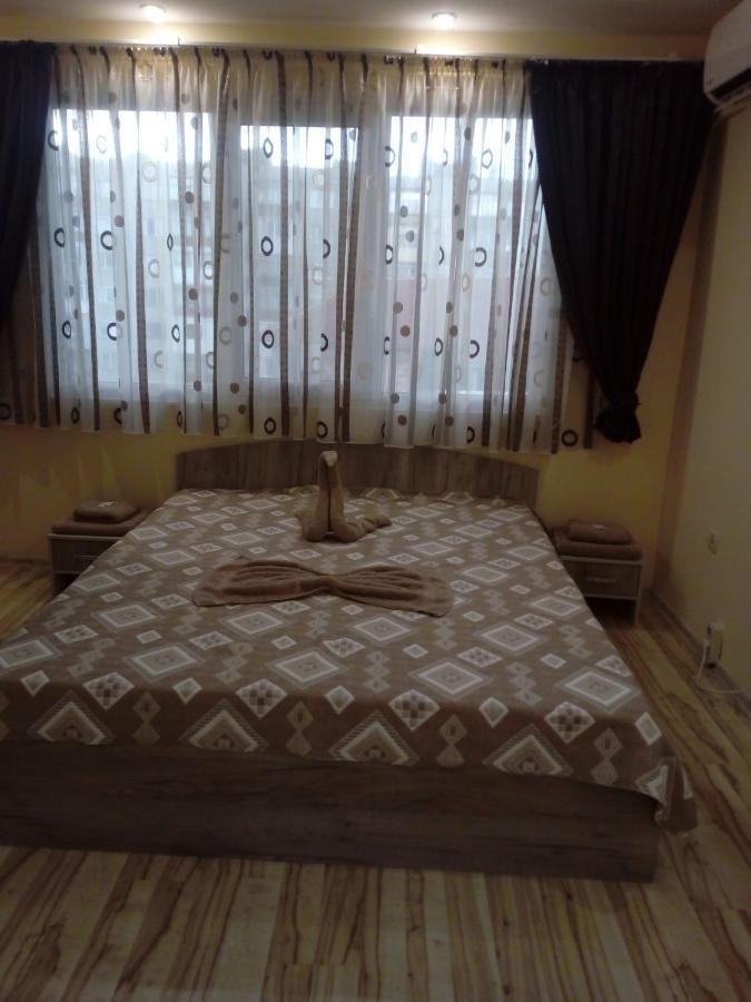 Апартамент Дани Apartament Dani Kazanlŭk Exterior foto
